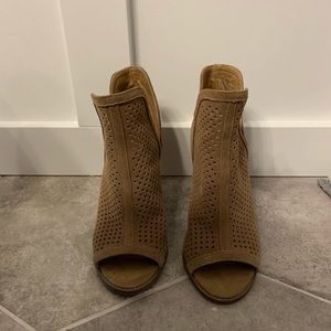 Lucky brand peep toe bootie